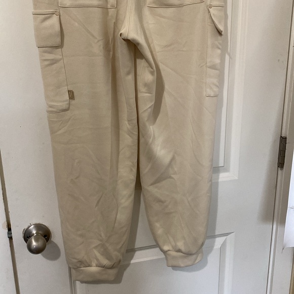 Splendid x @Cellajaneblog Scuba Cargo Jogger - Picture 7 of 9